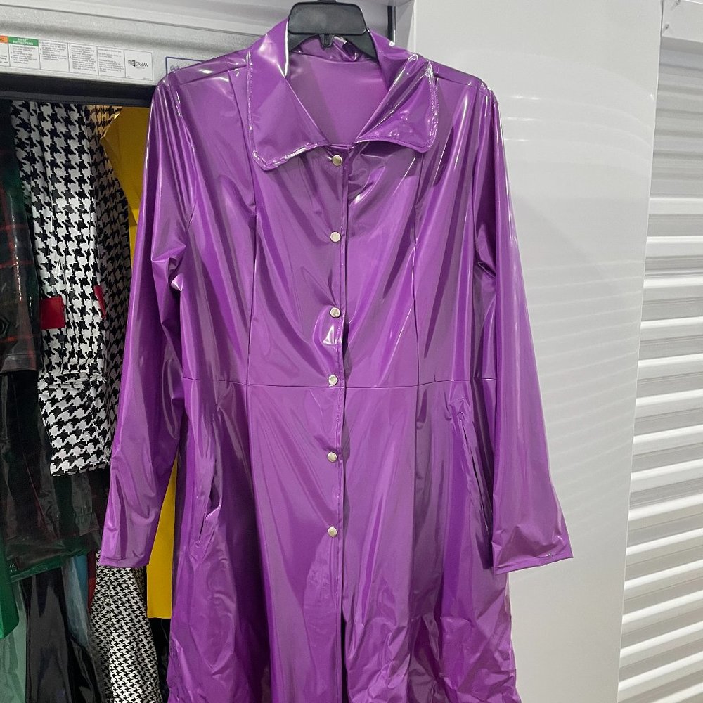 PVC-U-Like soft shiny purple PVC raincoat w/matching rain hat